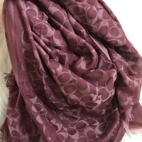 ✨New Coach Dry Rose Pink Signature Logo Scarf - Picture 3 of 5